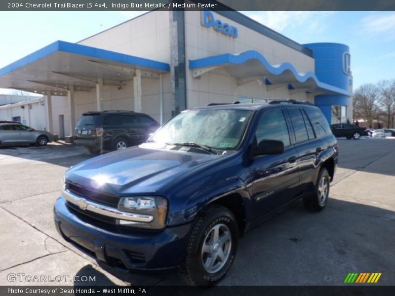 Indigo Blue Metallic / Medium Pewter 2004 Chevrolet TrailBlazer LS 4x4