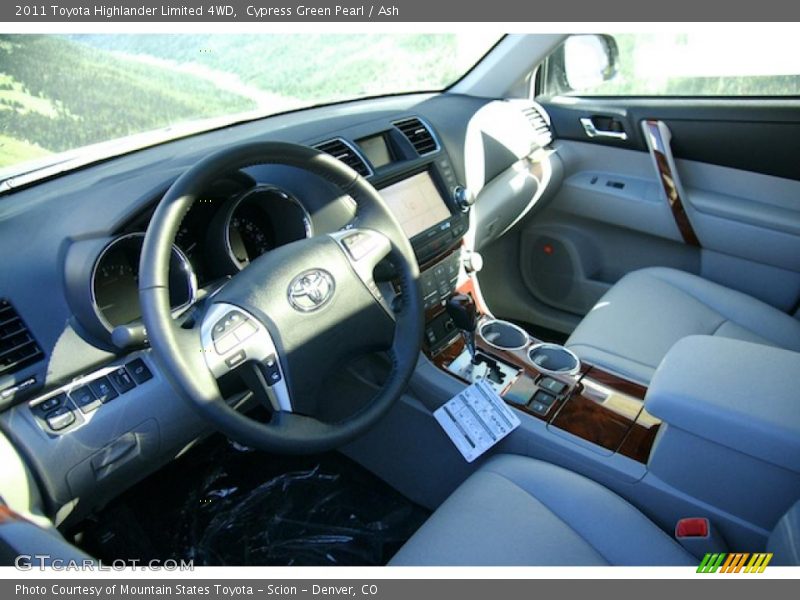 Cypress Green Pearl / Ash 2011 Toyota Highlander Limited 4WD