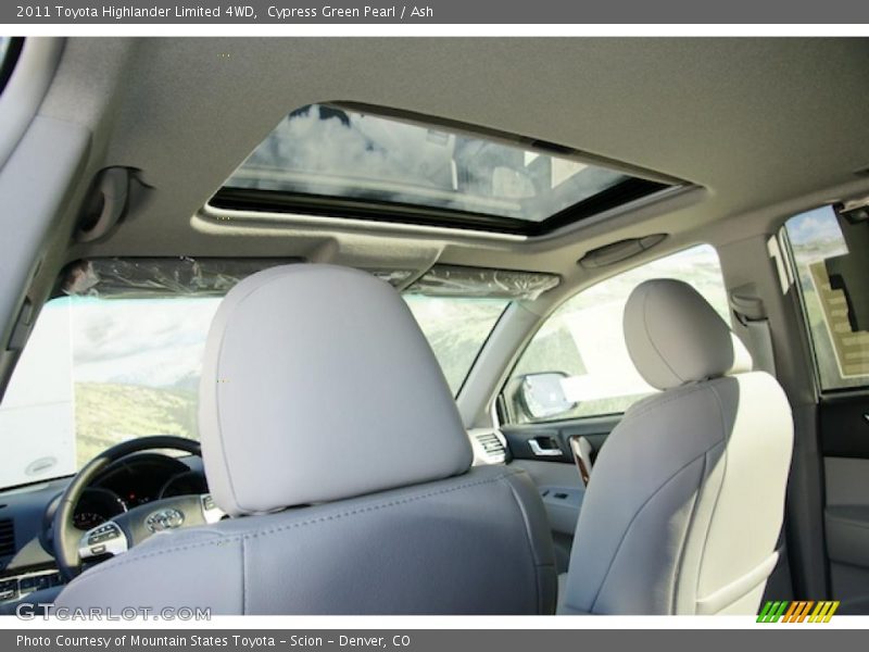 Cypress Green Pearl / Ash 2011 Toyota Highlander Limited 4WD