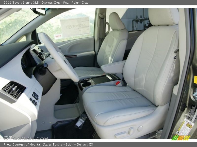 Cypress Green Pearl / Light Gray 2011 Toyota Sienna XLE