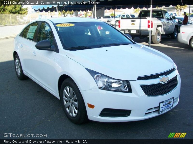 Summit White / Jet Black/Medium Titanium 2011 Chevrolet Cruze LS