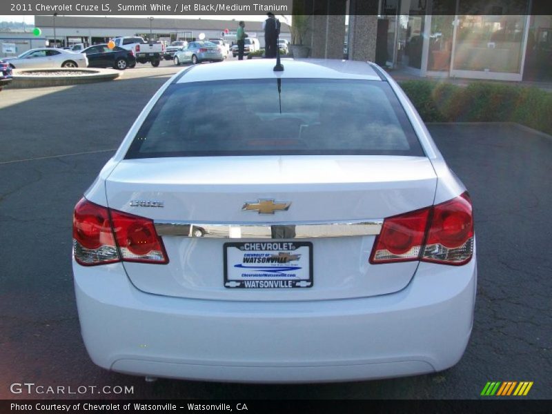 Summit White / Jet Black/Medium Titanium 2011 Chevrolet Cruze LS