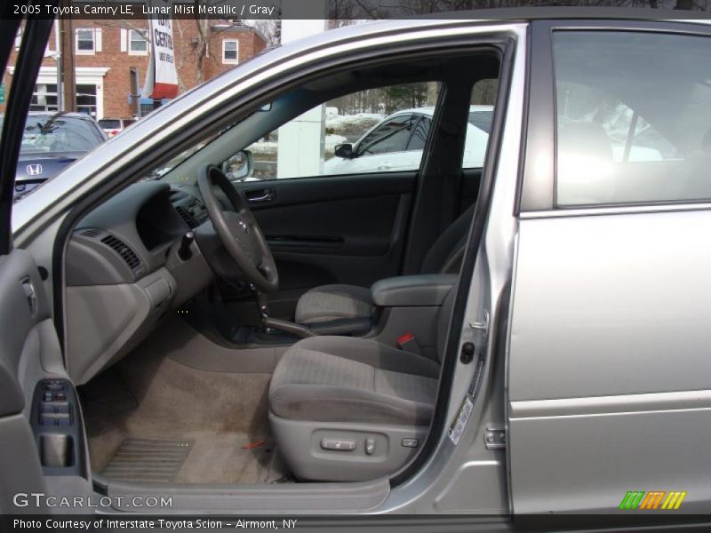 Lunar Mist Metallic / Gray 2005 Toyota Camry LE
