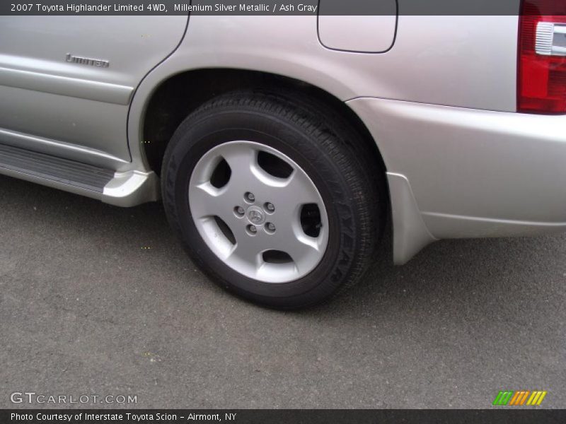 Millenium Silver Metallic / Ash Gray 2007 Toyota Highlander Limited 4WD