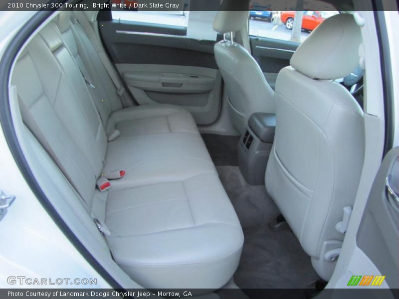 Bright White / Dark Slate Gray 2010 Chrysler 300 Touring