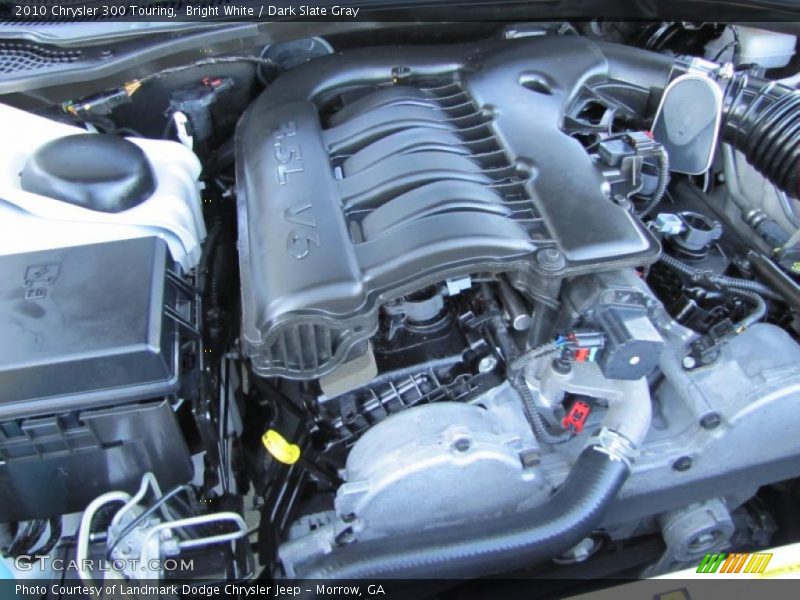 Bright White / Dark Slate Gray 2010 Chrysler 300 Touring