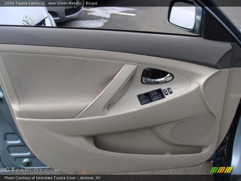 Aloe Green Metallic / Bisque 2009 Toyota Camry LE
