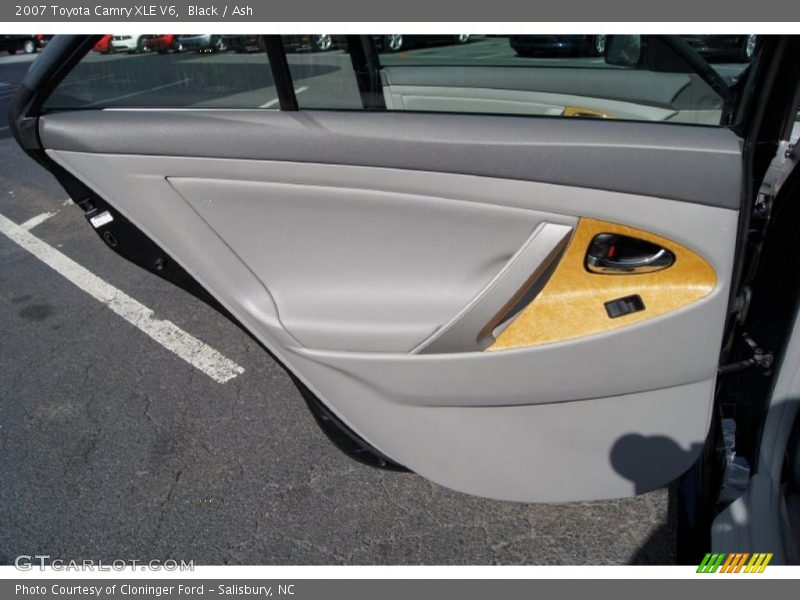 Black / Ash 2007 Toyota Camry XLE V6