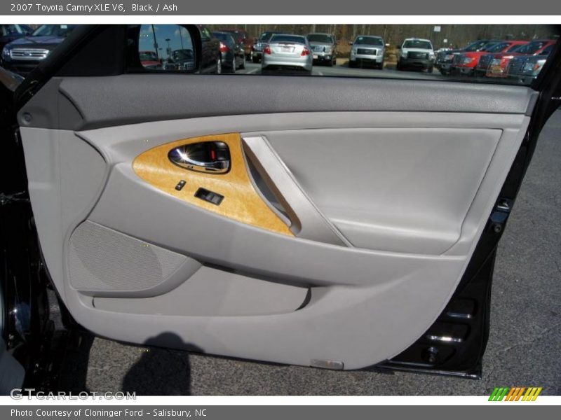 Black / Ash 2007 Toyota Camry XLE V6