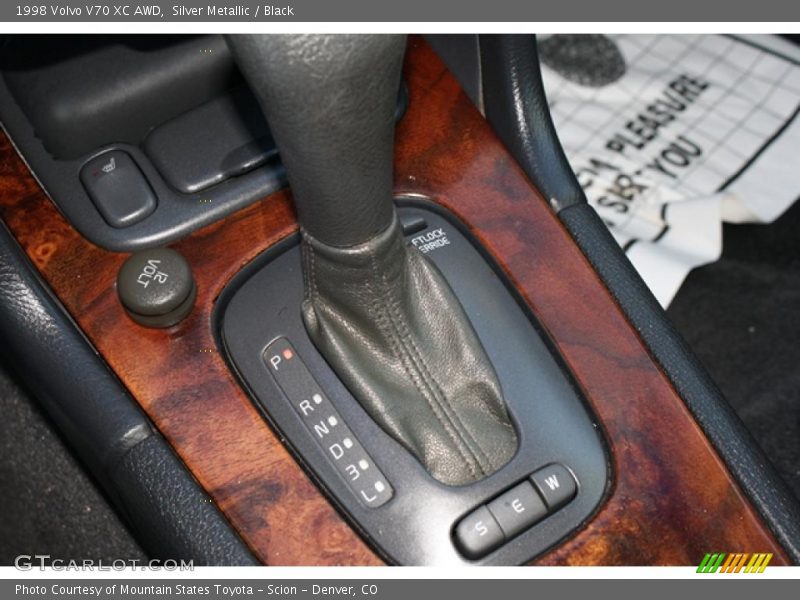 Silver Metallic / Black 1998 Volvo V70 XC AWD