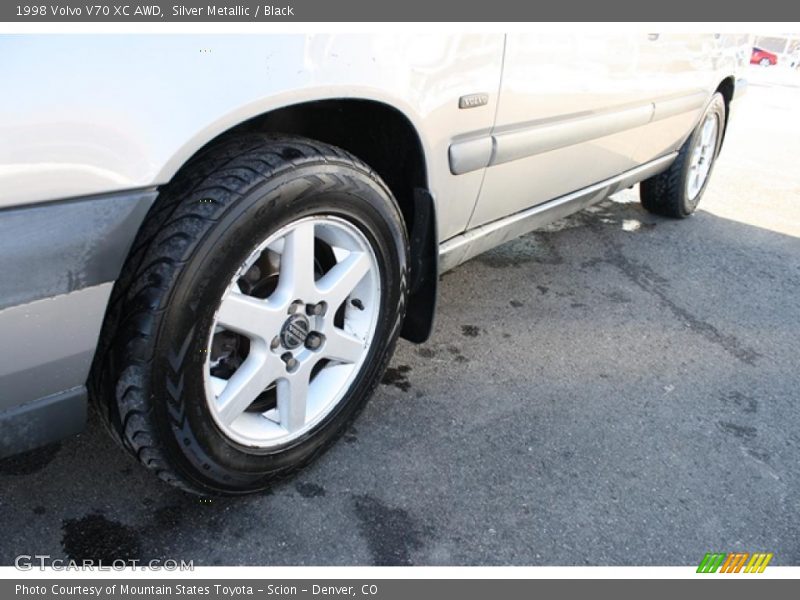 Silver Metallic / Black 1998 Volvo V70 XC AWD