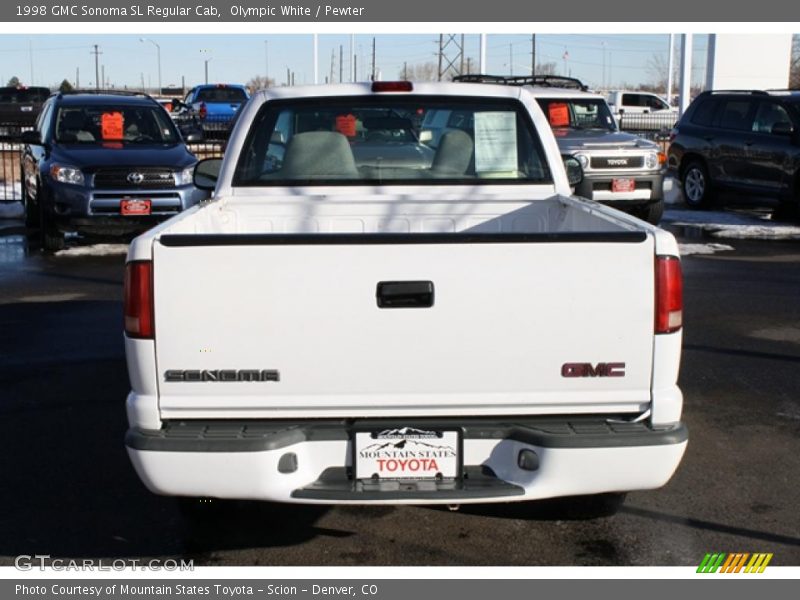 Olympic White / Pewter 1998 GMC Sonoma SL Regular Cab