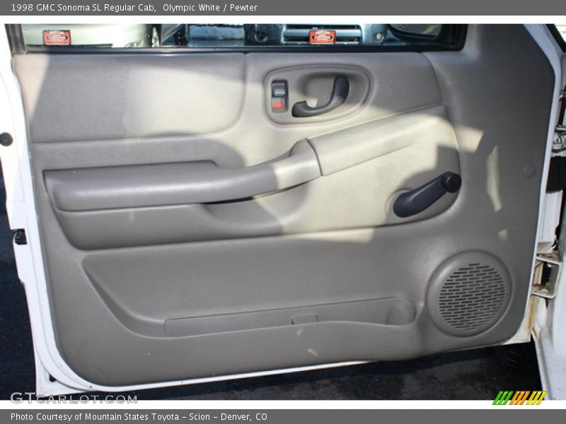 Olympic White / Pewter 1998 GMC Sonoma SL Regular Cab