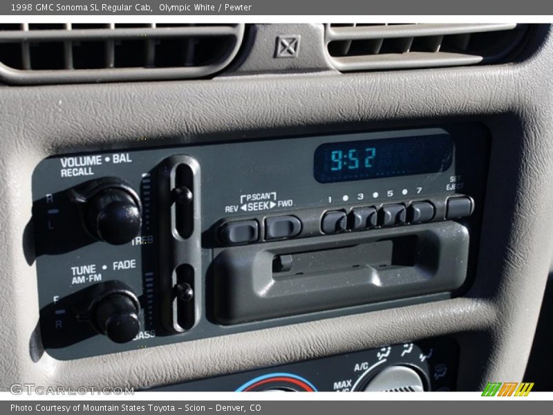 Controls of 1998 Sonoma SL Regular Cab