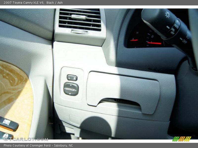 Black / Ash 2007 Toyota Camry XLE V6