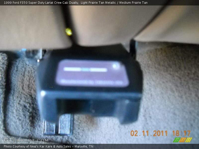 Light Prairie Tan Metallic / Medium Prairie Tan 1999 Ford F350 Super Duty Lariat Crew Cab Dually