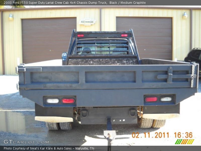 Black / Medium Graphite 2003 Ford F550 Super Duty Lariat Crew Cab 4x4 Chassis Dump Truck