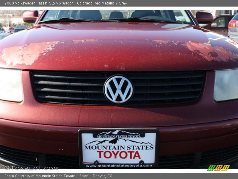 Colorado Red Metallic / Grey 2000 Volkswagen Passat GLS V6 Wagon