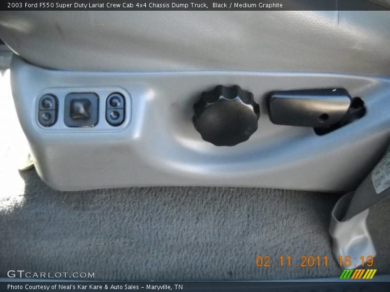 Black / Medium Graphite 2003 Ford F550 Super Duty Lariat Crew Cab 4x4 Chassis Dump Truck