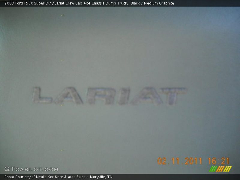 Black / Medium Graphite 2003 Ford F550 Super Duty Lariat Crew Cab 4x4 Chassis Dump Truck