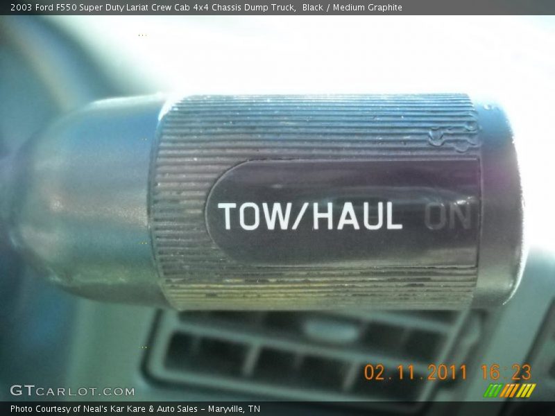 Black / Medium Graphite 2003 Ford F550 Super Duty Lariat Crew Cab 4x4 Chassis Dump Truck