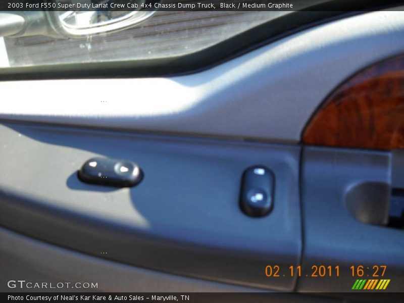 Black / Medium Graphite 2003 Ford F550 Super Duty Lariat Crew Cab 4x4 Chassis Dump Truck