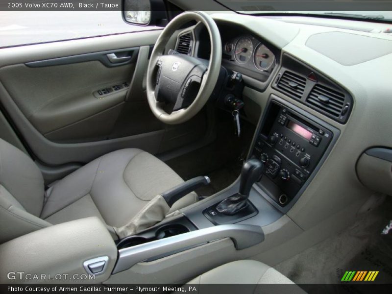  2005 XC70 AWD Taupe Interior