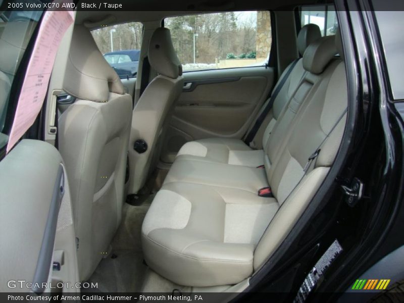  2005 XC70 AWD Taupe Interior