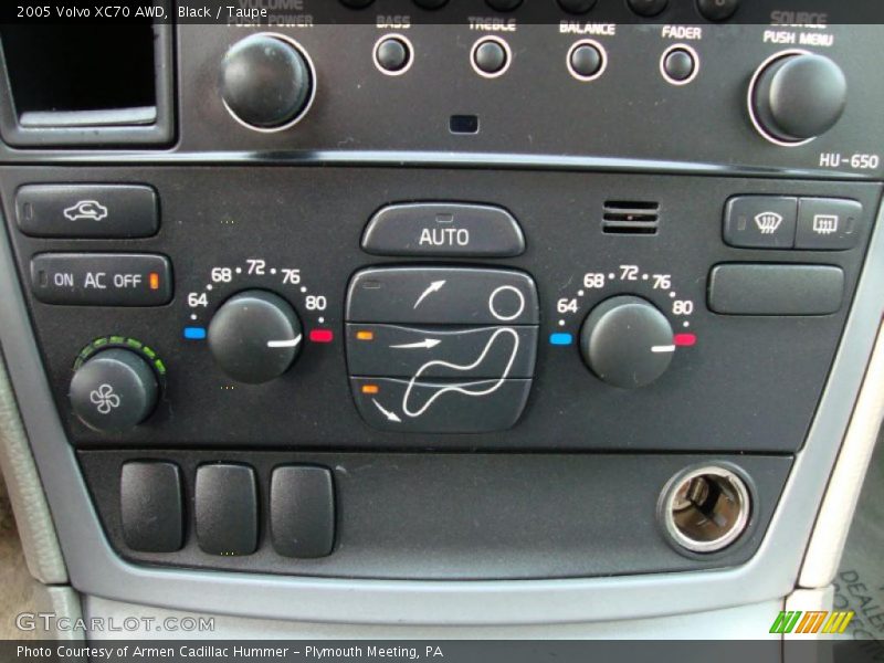 Black / Taupe 2005 Volvo XC70 AWD