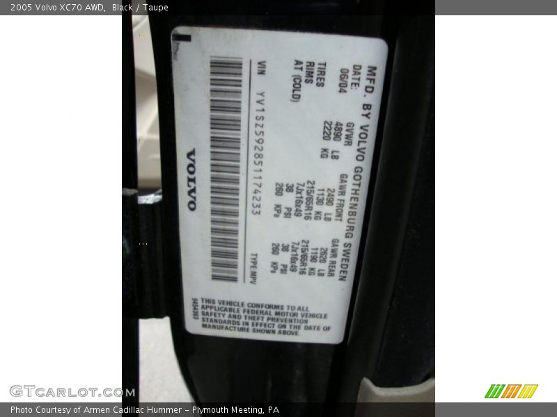 Black / Taupe 2005 Volvo XC70 AWD