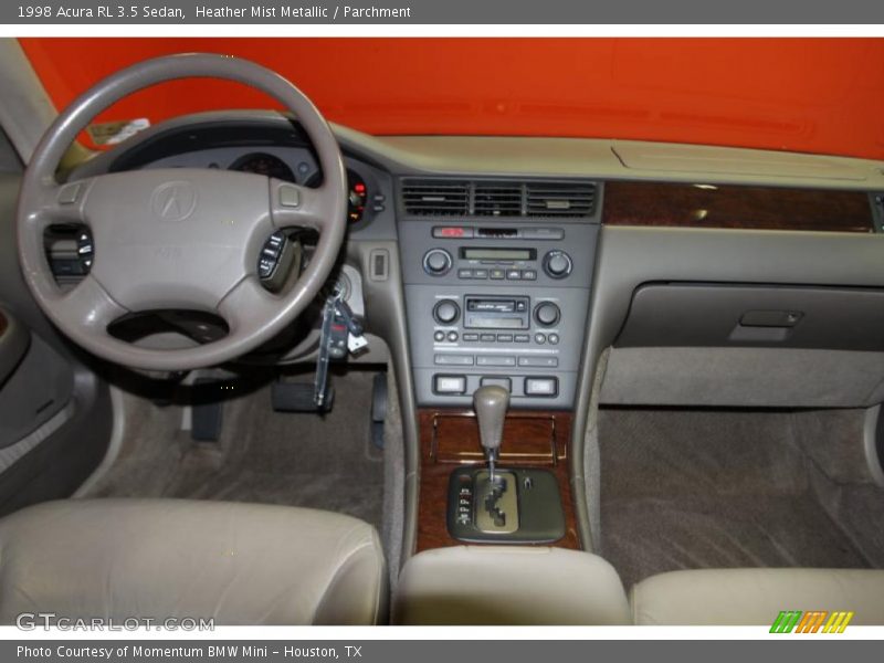 Dashboard of 1998 RL 3.5 Sedan