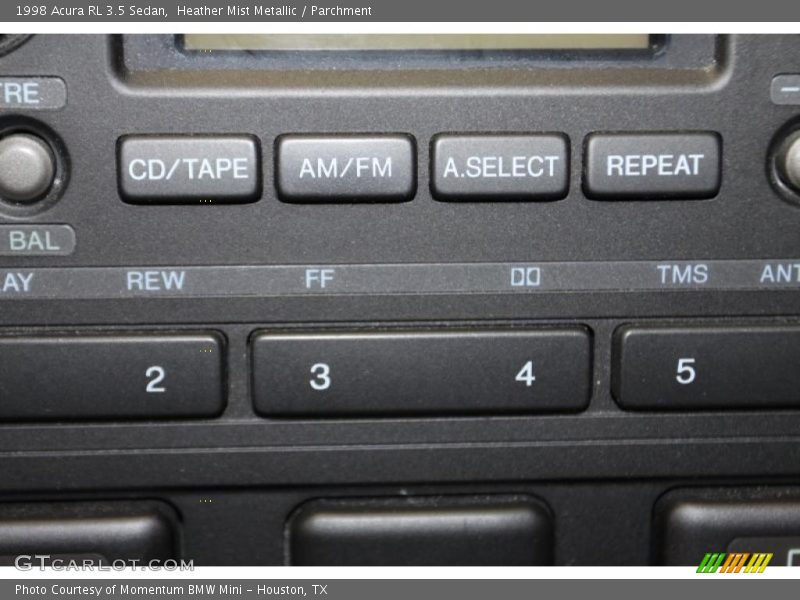 Controls of 1998 RL 3.5 Sedan