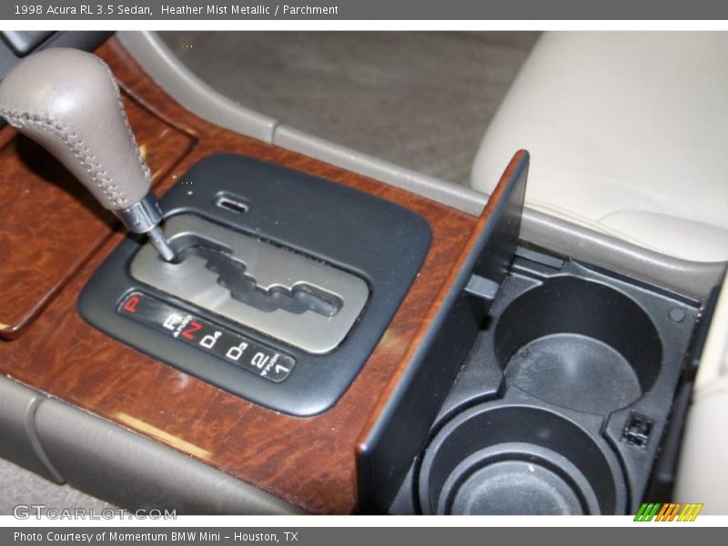  1998 RL 3.5 Sedan 4 Speed Automatic Shifter