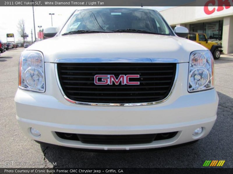 White Diamond Tintcoat / Light Tan 2011 GMC Yukon SLT