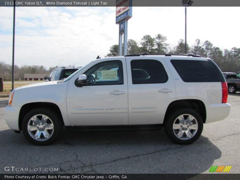 White Diamond Tintcoat / Light Tan 2011 GMC Yukon SLT