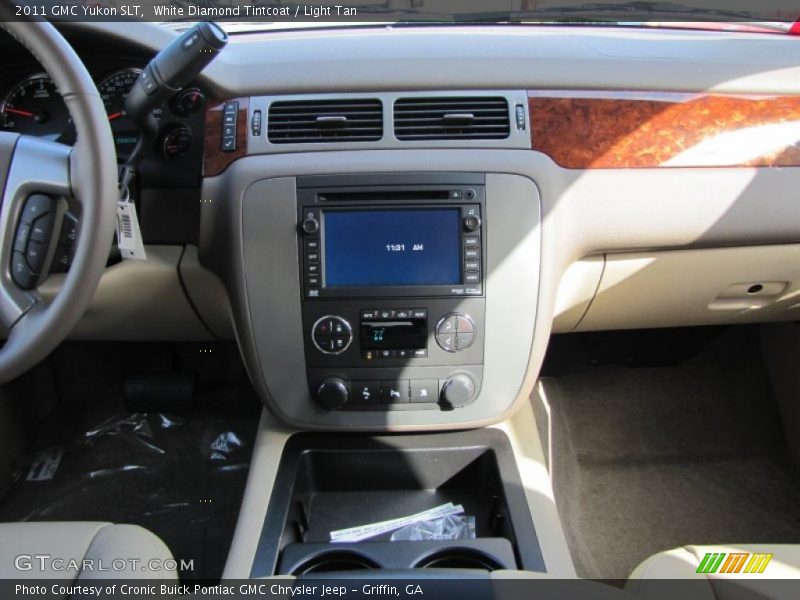 White Diamond Tintcoat / Light Tan 2011 GMC Yukon SLT