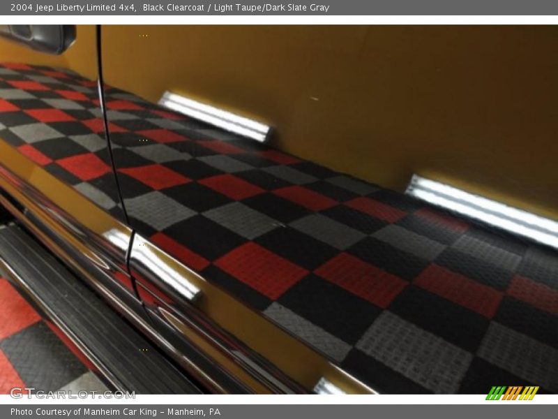 Black Clearcoat / Light Taupe/Dark Slate Gray 2004 Jeep Liberty Limited 4x4
