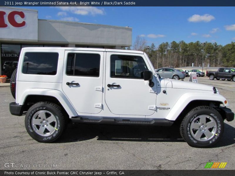 Bright White / Black/Dark Saddle 2011 Jeep Wrangler Unlimited Sahara 4x4