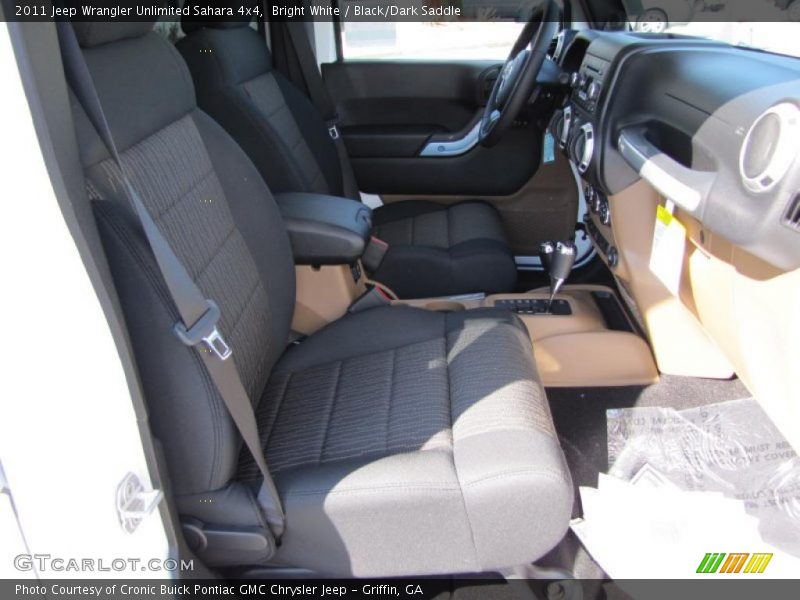 Bright White / Black/Dark Saddle 2011 Jeep Wrangler Unlimited Sahara 4x4
