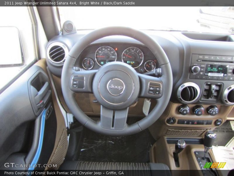 Bright White / Black/Dark Saddle 2011 Jeep Wrangler Unlimited Sahara 4x4