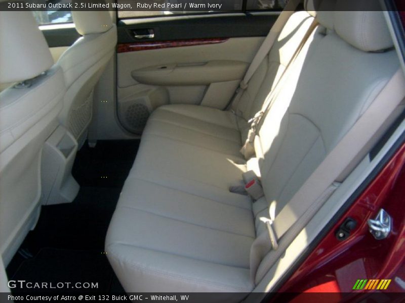  2011 Outback 2.5i Limited Wagon Warm Ivory Interior
