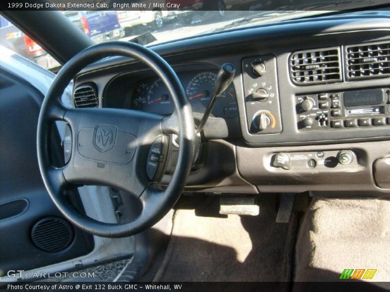 Bright White / Mist Gray 1999 Dodge Dakota Extended Cab