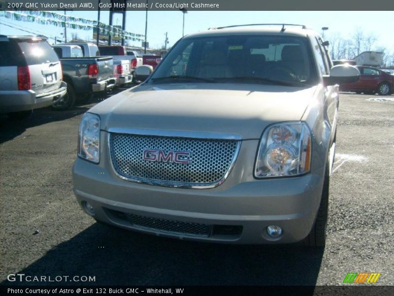 Gold Mist Metallic / Cocoa/Light Cashmere 2007 GMC Yukon Denali AWD
