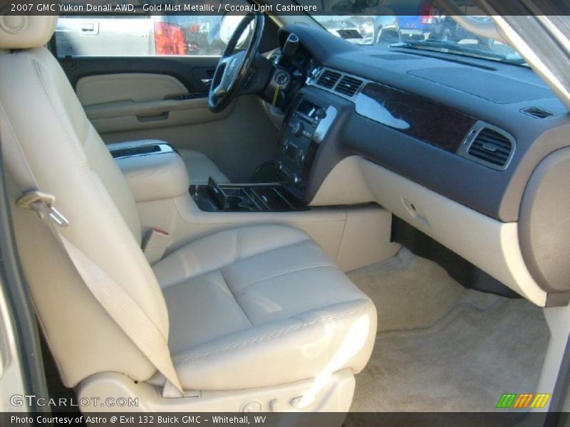 Gold Mist Metallic / Cocoa/Light Cashmere 2007 GMC Yukon Denali AWD