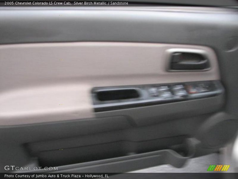Silver Birch Metallic / Sandstone 2005 Chevrolet Colorado LS Crew Cab