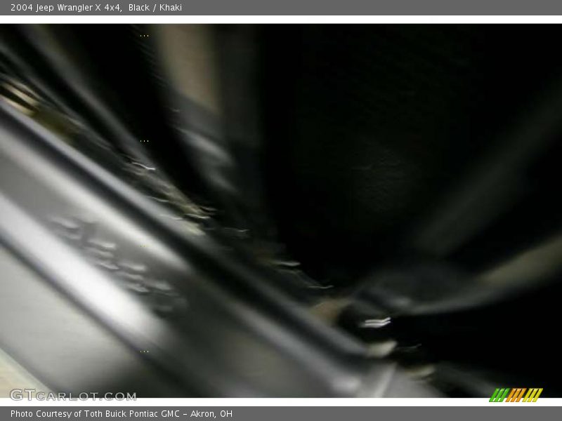 Black / Khaki 2004 Jeep Wrangler X 4x4