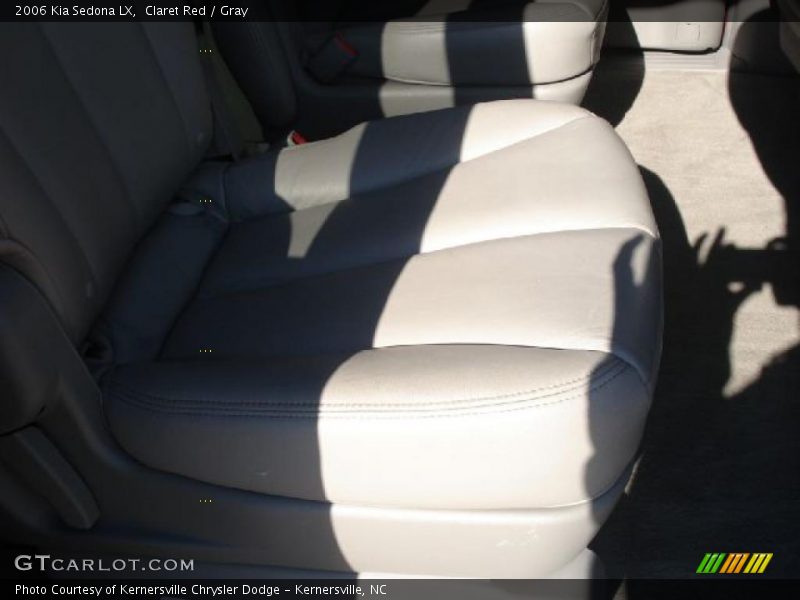 Claret Red / Gray 2006 Kia Sedona LX