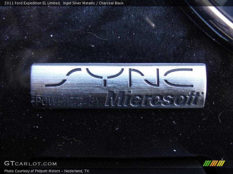 Ingot Silver Metallic / Charcoal Black 2011 Ford Expedition EL Limited