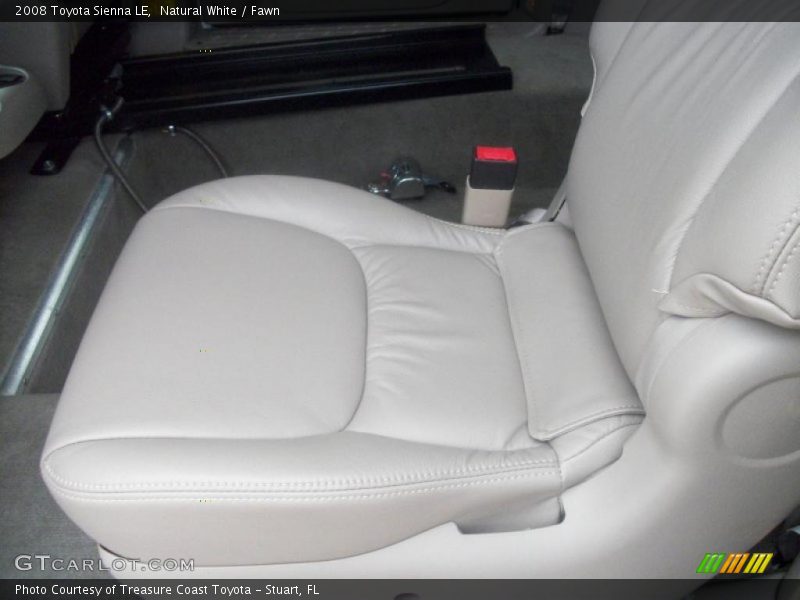 Natural White / Fawn 2008 Toyota Sienna LE