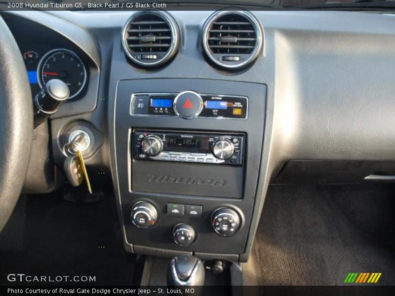 Black Pearl / GS Black Cloth 2008 Hyundai Tiburon GS